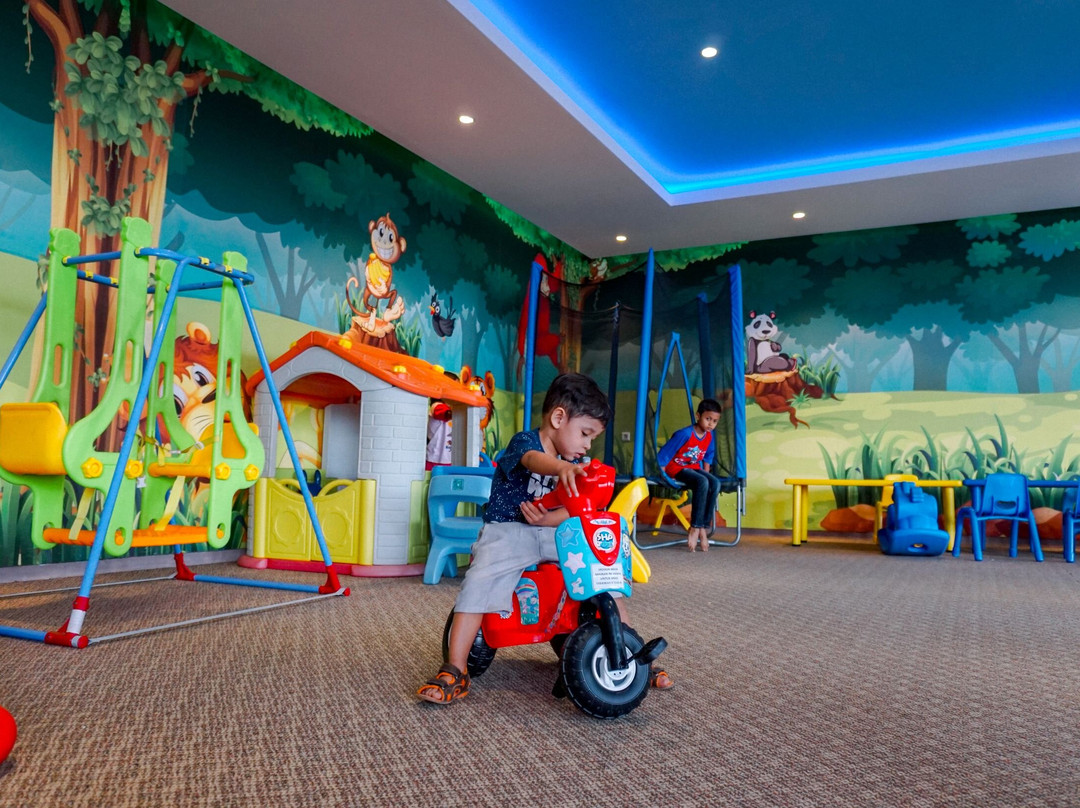 Susan Spa Resort主图