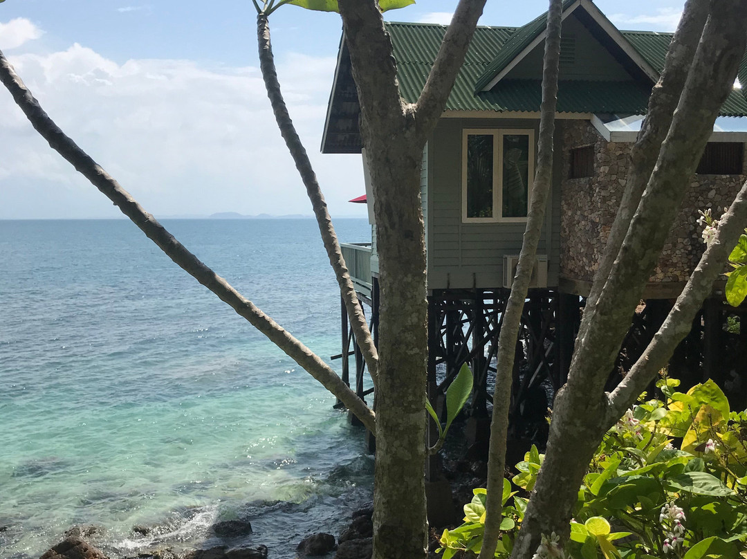 拉瓦岛度假村主图