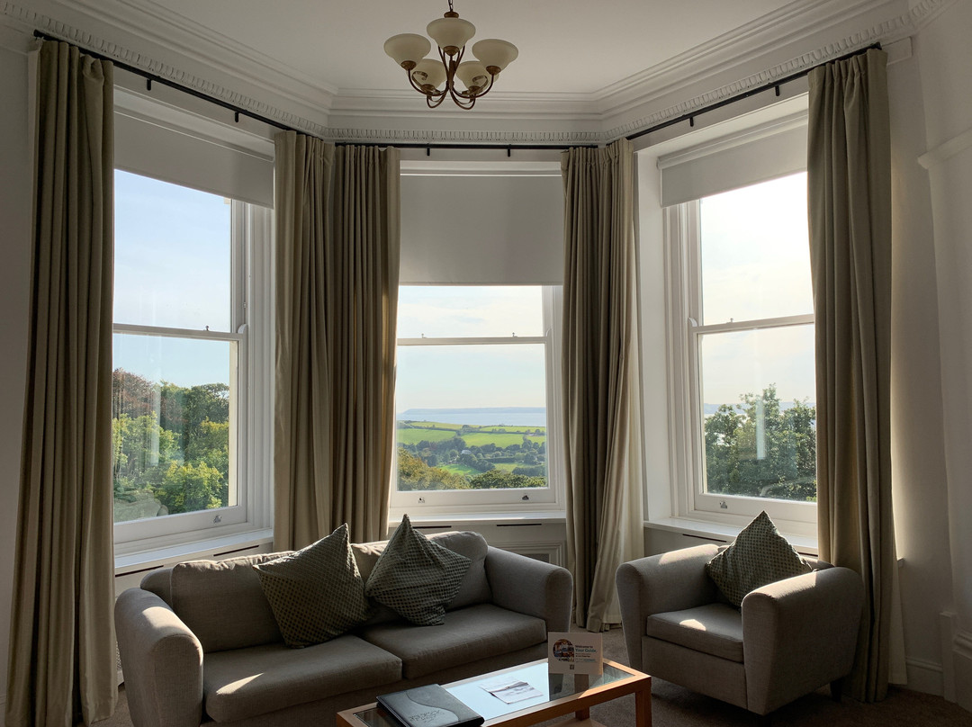 Trenython Manor主图