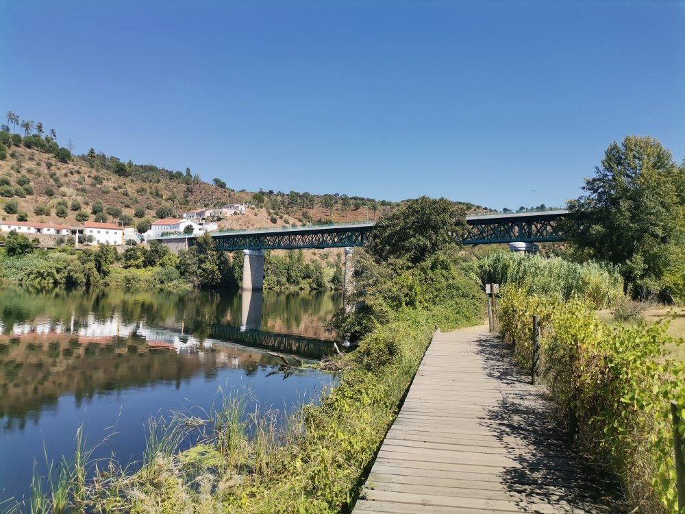 Ponte sobre o Rio Tejo景点图片