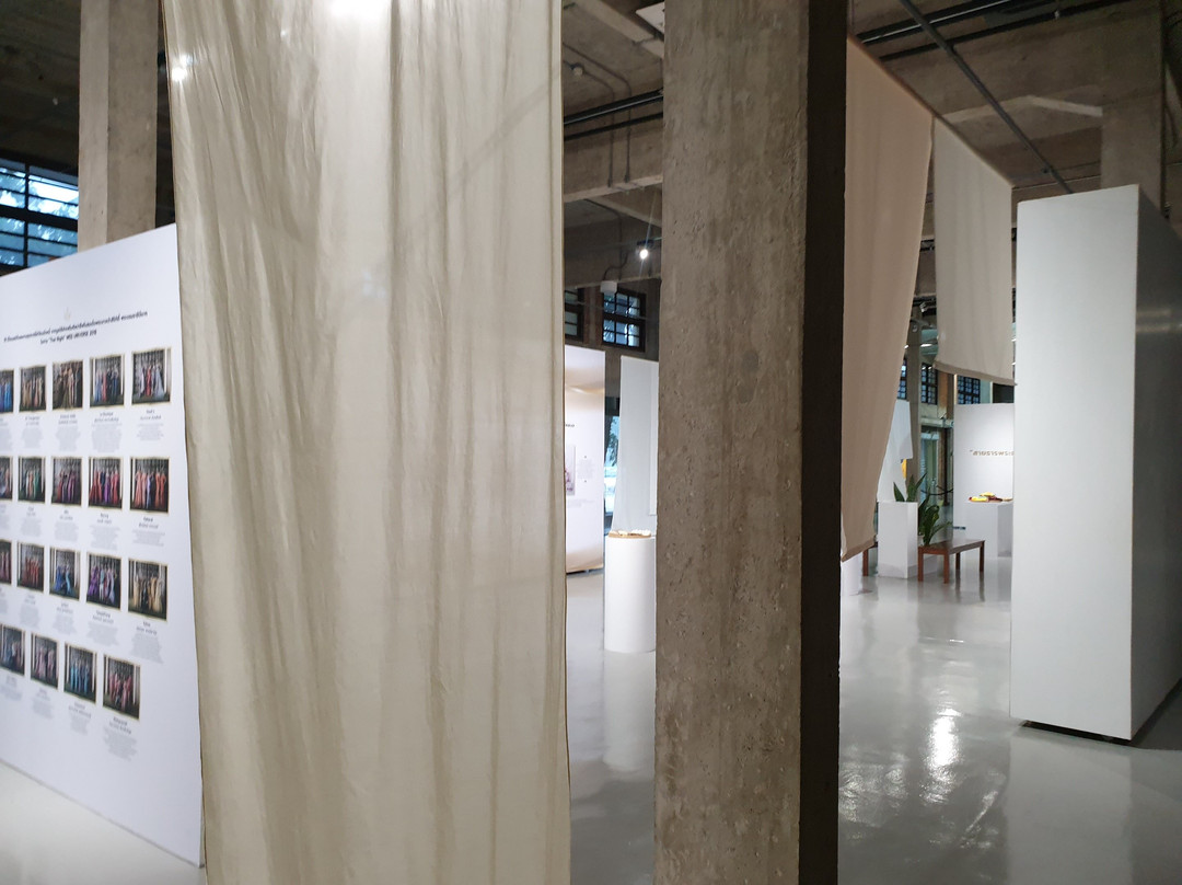 Ratchademnoen Contemporary Art Center-曼谷必去景点