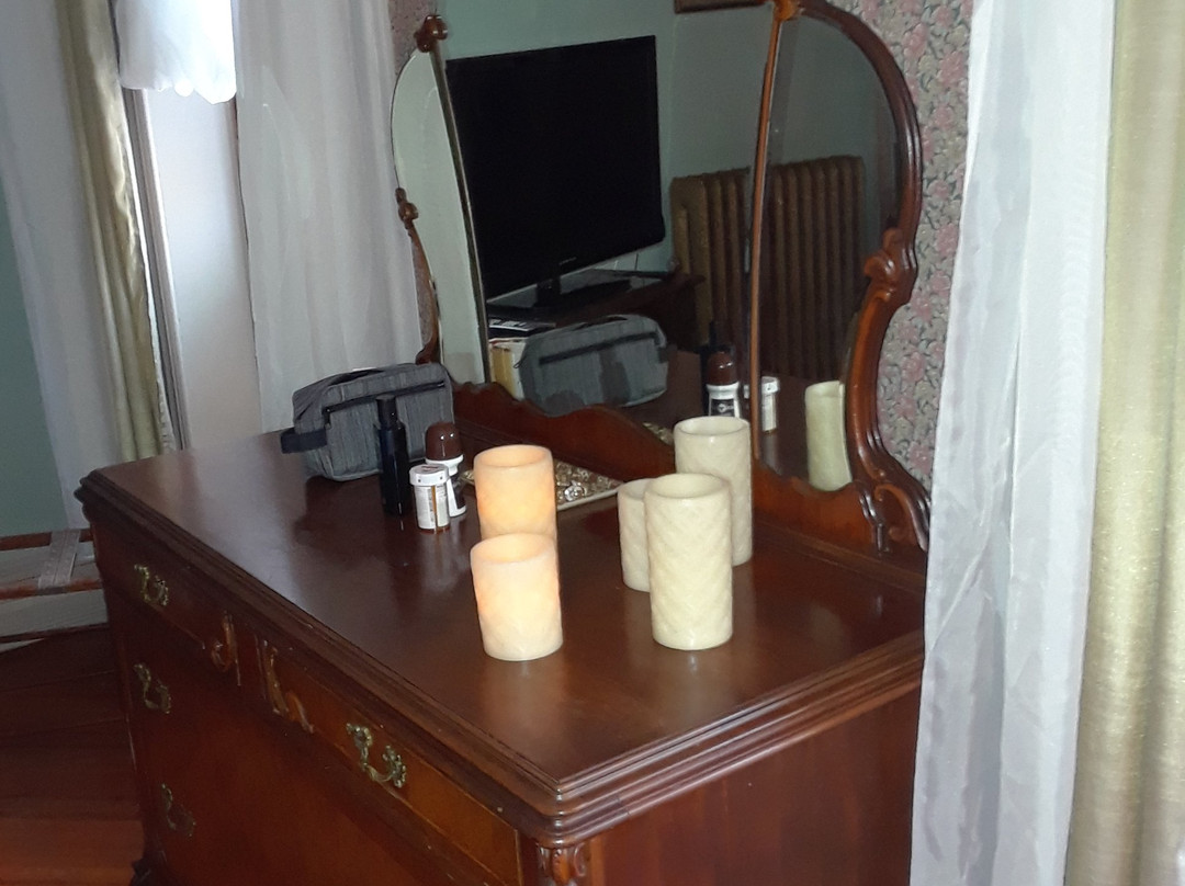Kelly Suites On Broadway主图
