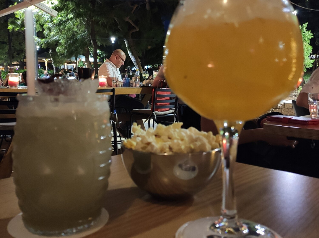 Pop Up Cocktail Bar-Nea Smirni必去景点