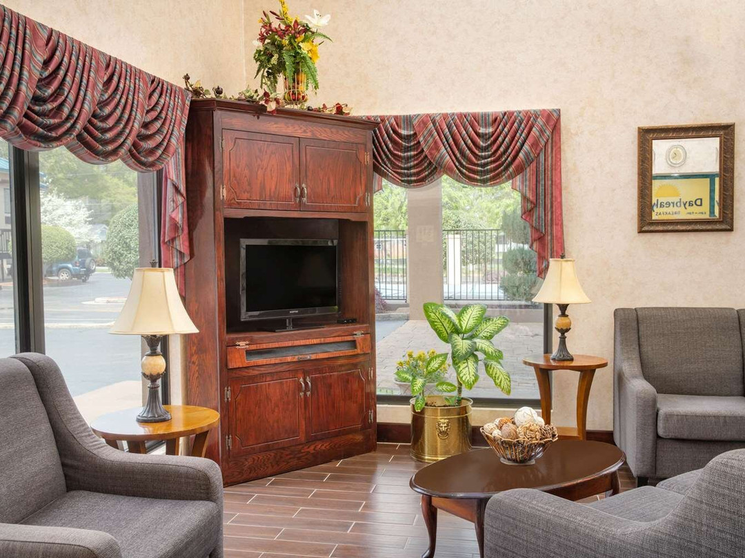 汤马斯腾戴斯酒店主图