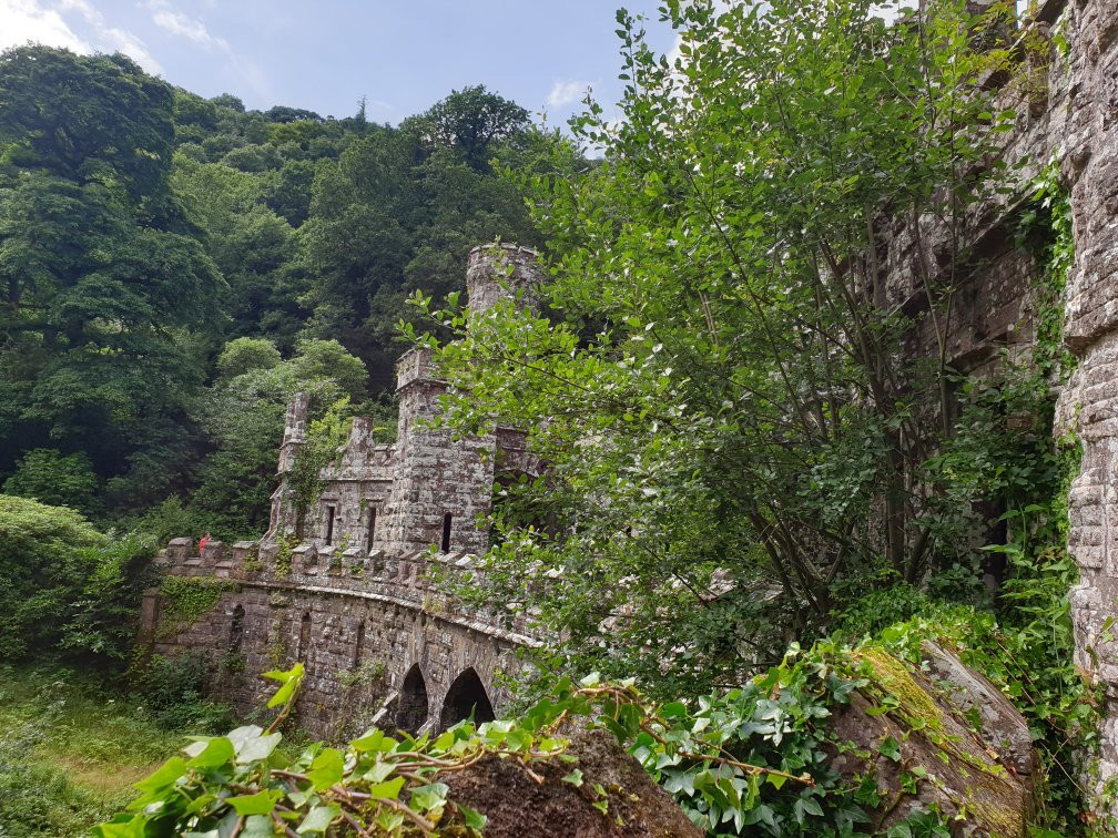 Ballysaggartmore Towers-Ballynoe Upper必去景点