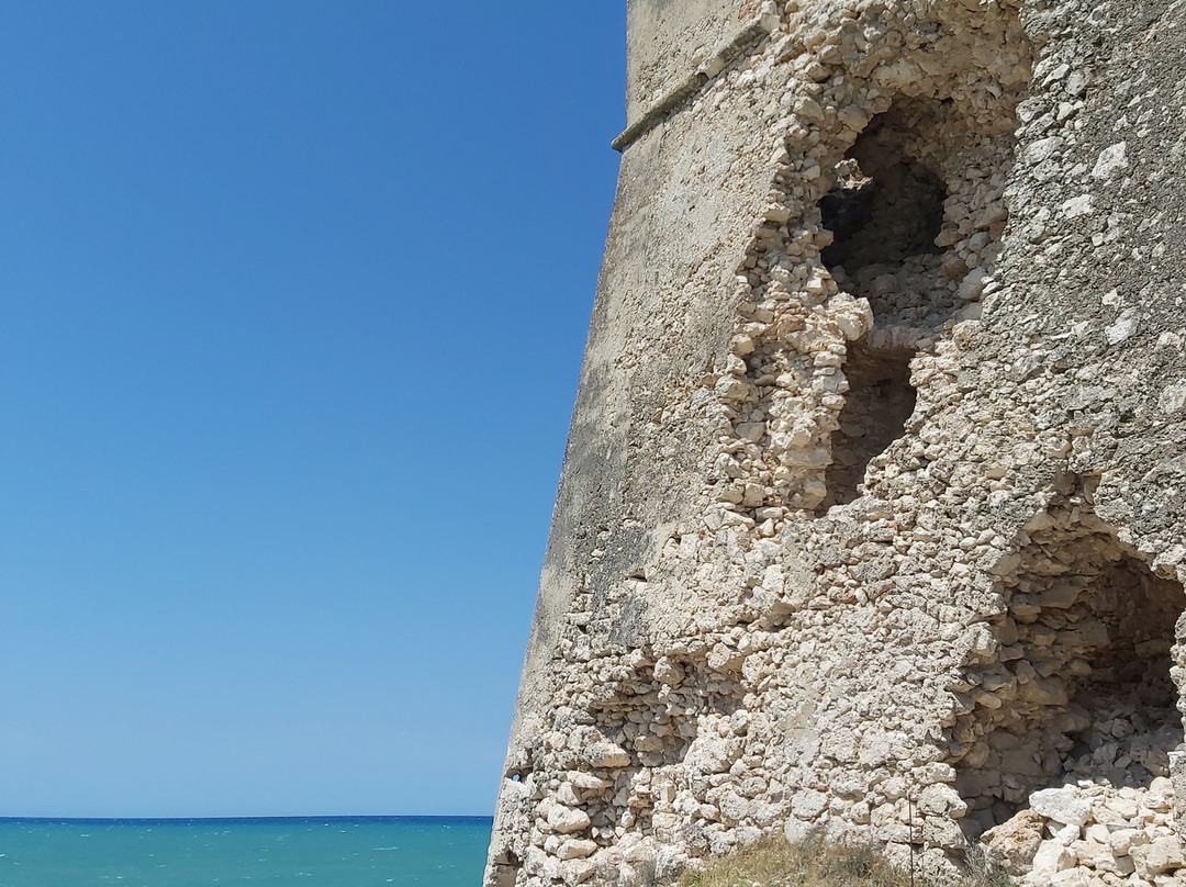 Torre di Sfinale-佩斯基奇必去景点