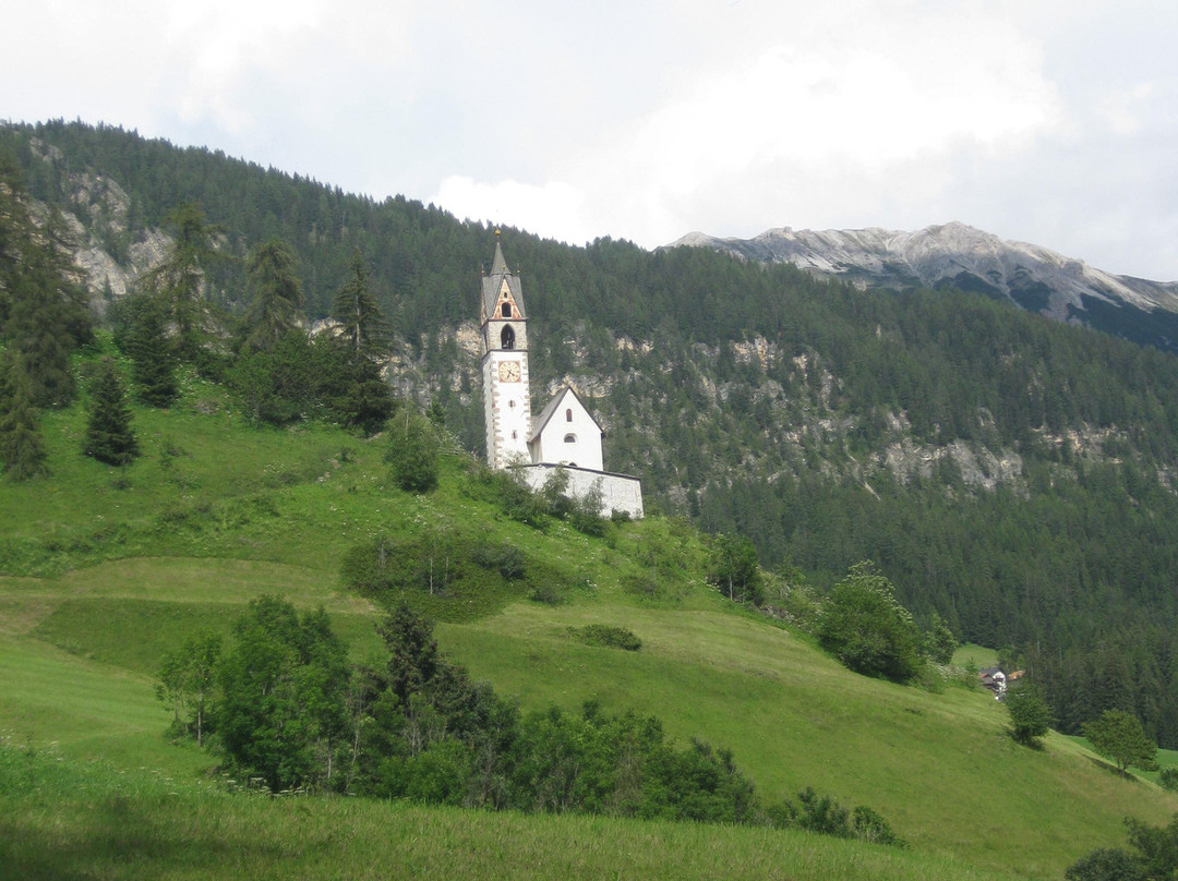 Chiesa Di Santa Barbara-La Valle必去景点