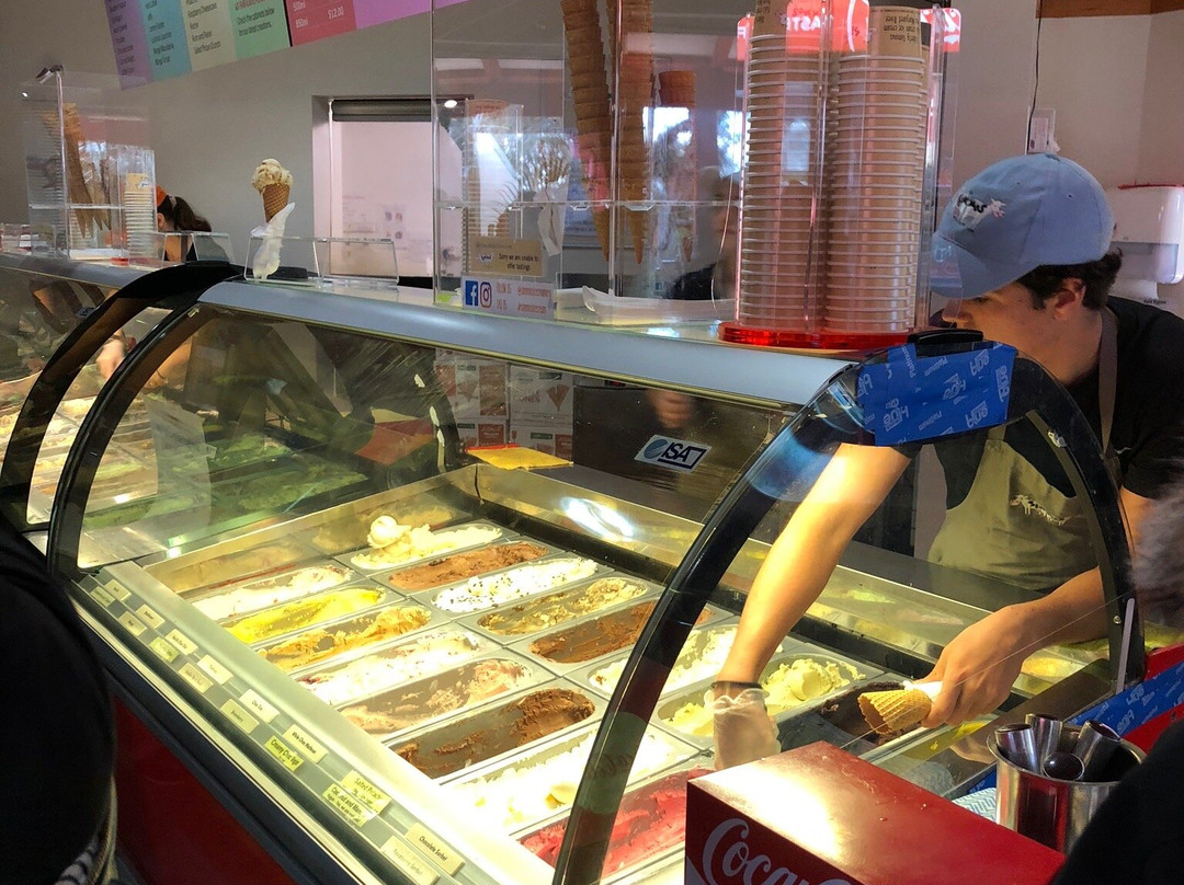 Simmo's Icecreamery-戴士柏必去景点