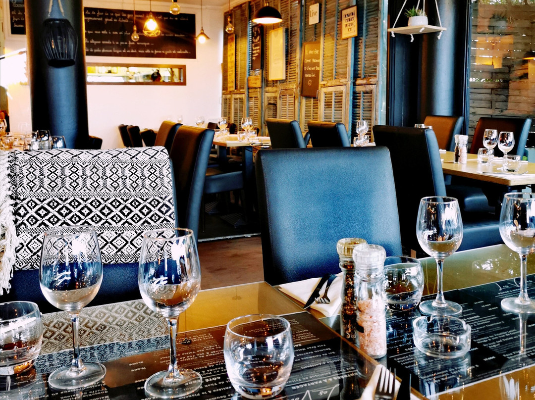 特乌尔须梅餐馆和美食-Les Voiles De Theoule