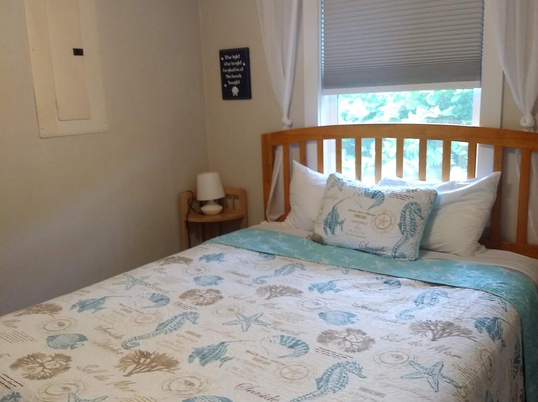 Twin Rocks Motel主图