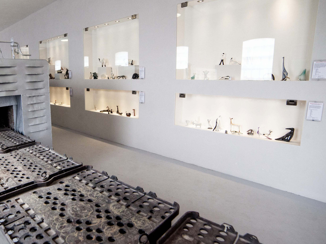 Living Museum of Porcelain in Cmielow景点图片