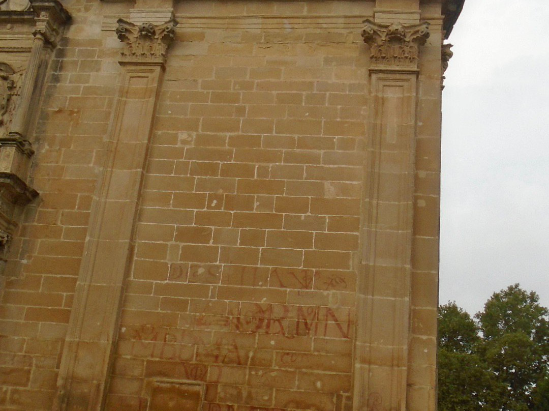 Santa Maria de los Reales Alcazares景点图片
