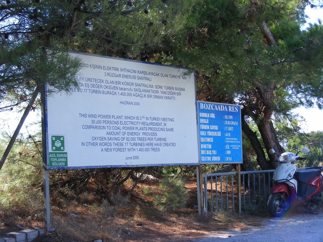 Bozcaada Wind Farm景点图片
