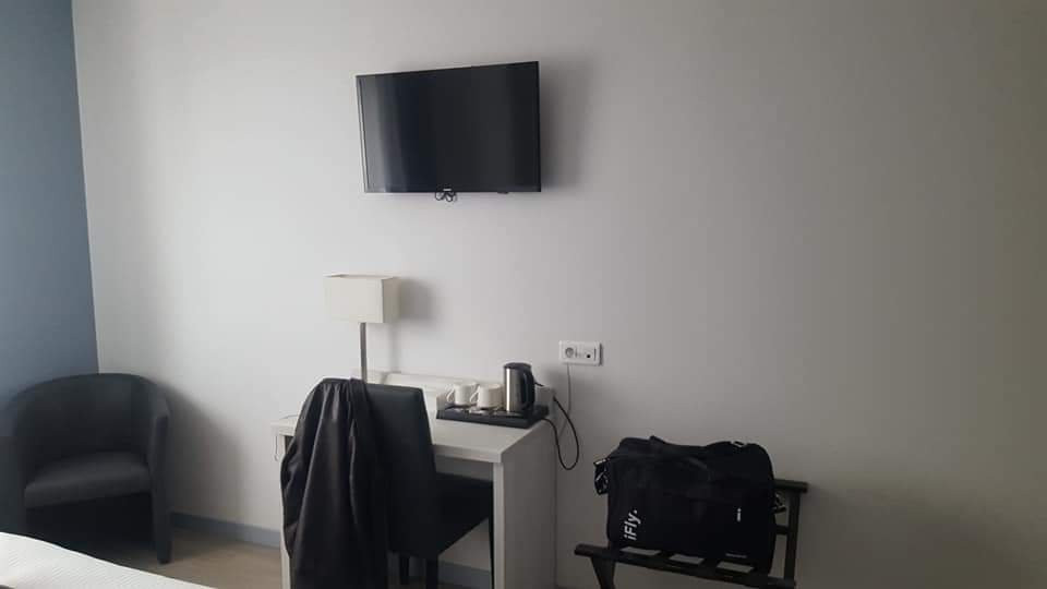 Logis Hôtel la Chambre d'Amiens主图