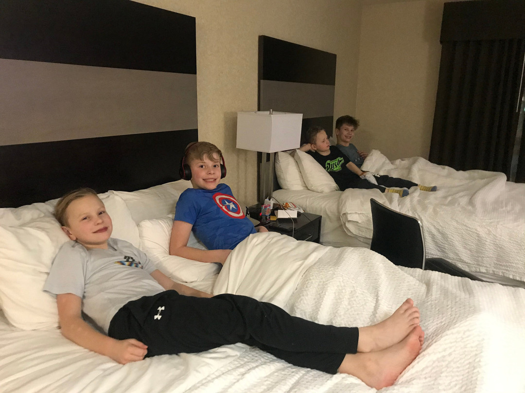 萨斯卡通戴斯酒店主图