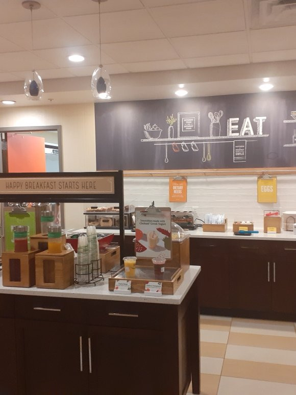 Hampton Inn Potsdam主图