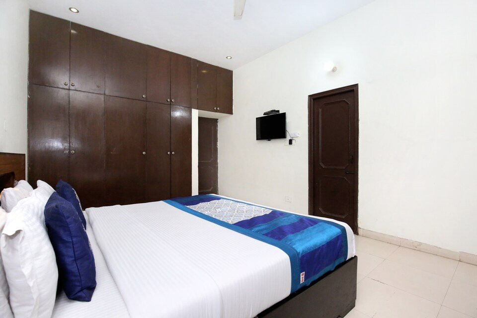 OYO 9049 Pearl Grand主图