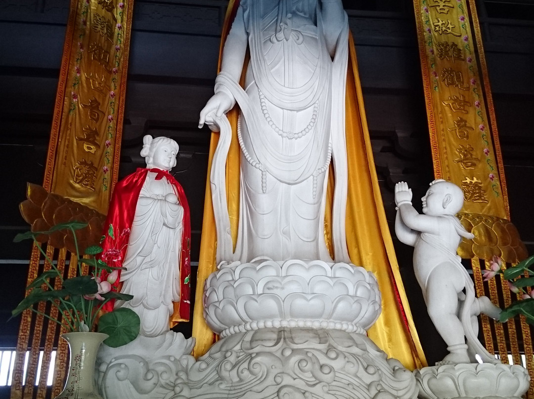 桂林栖霞寺-桂林市必去景点