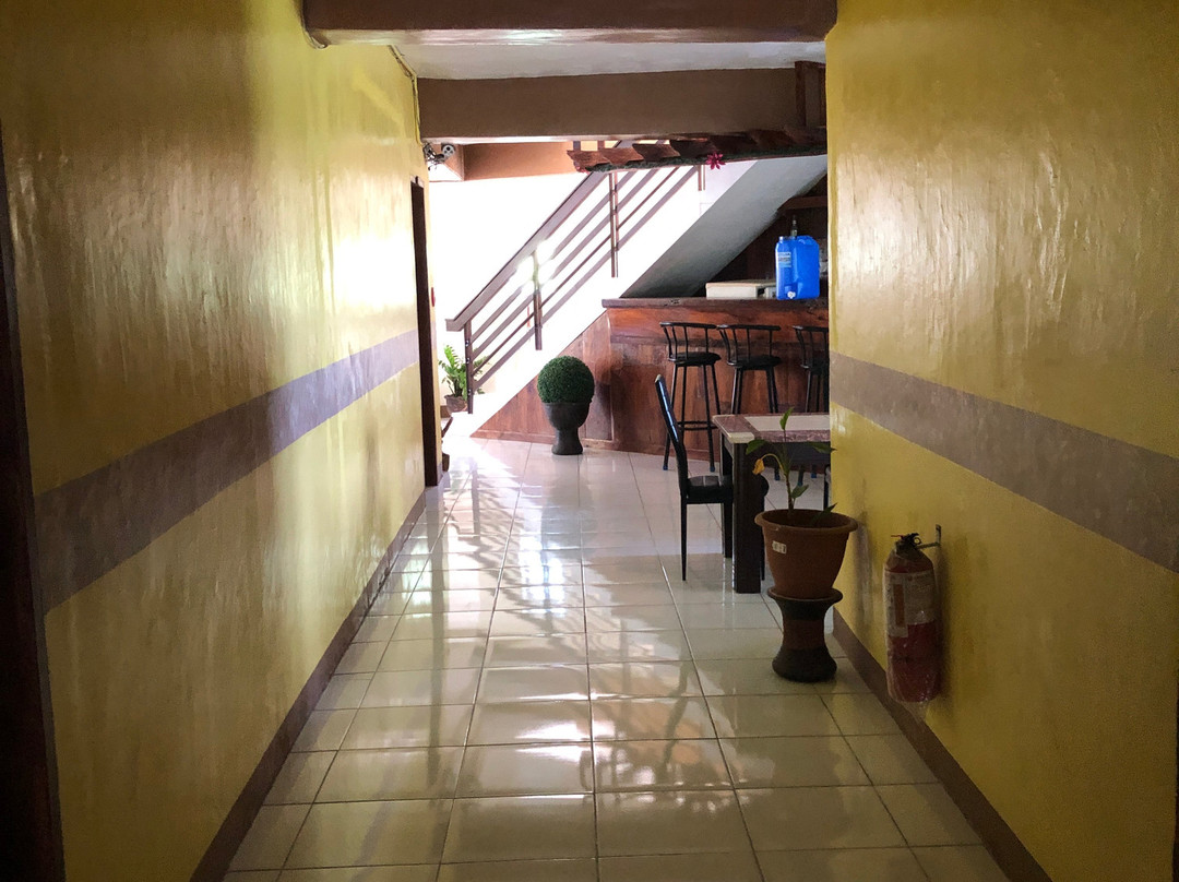 Centillo Travellers Inn主图