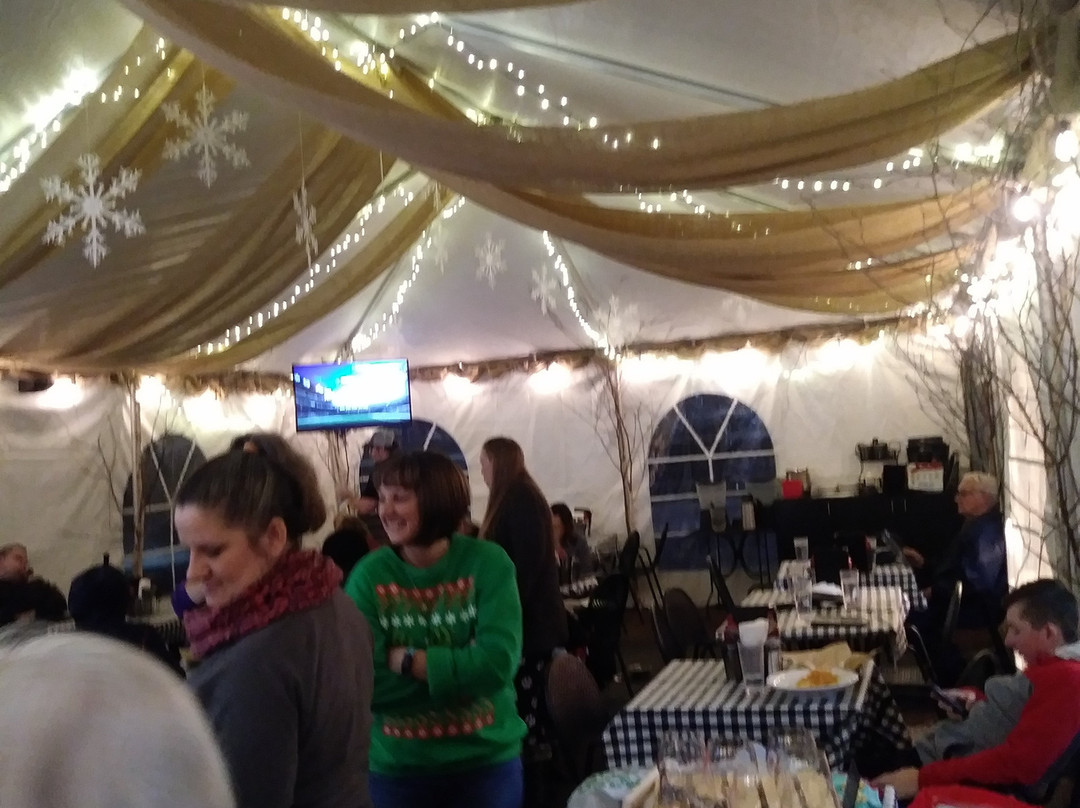 Stanley's Northeast Bar Room-明尼阿波利斯必去景点