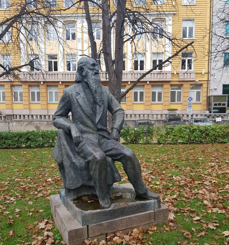 Memorial Vladimir Dimitrov-Maystora-Kocherinovo必去景点