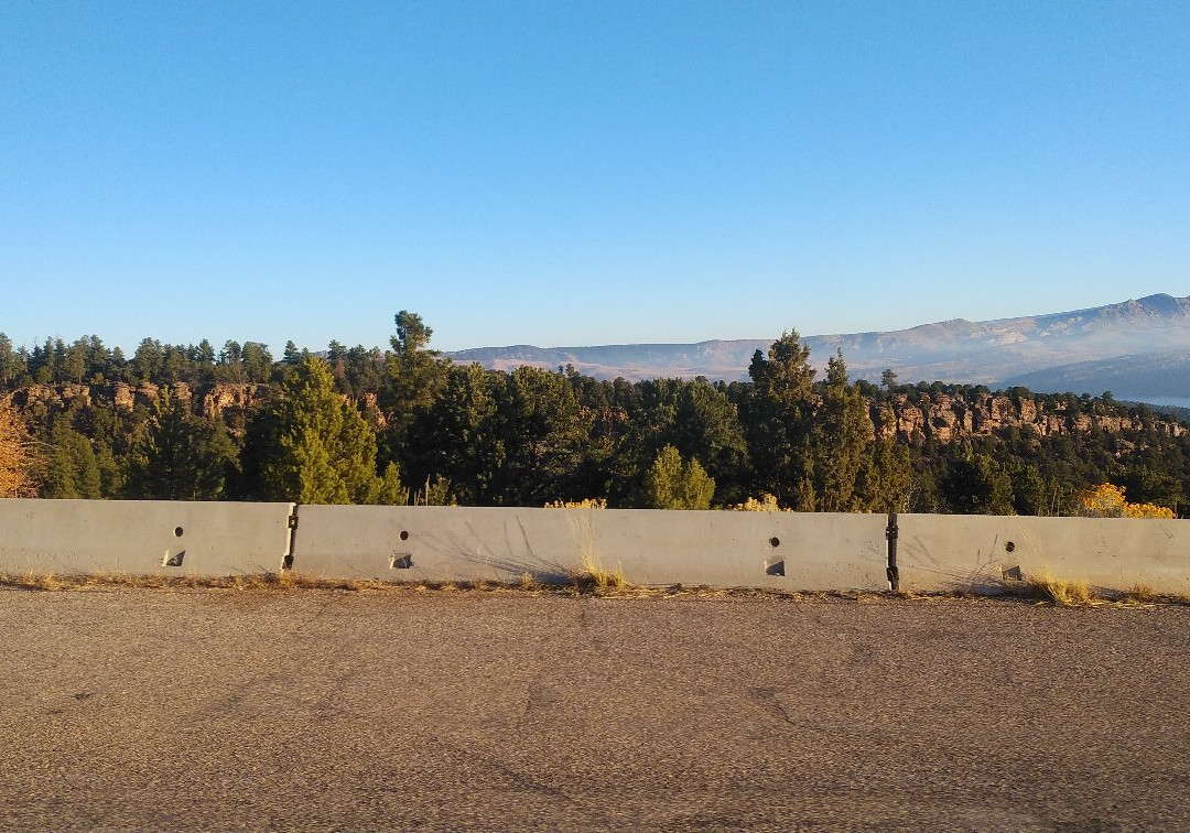 Flaming Gorge Resort主图