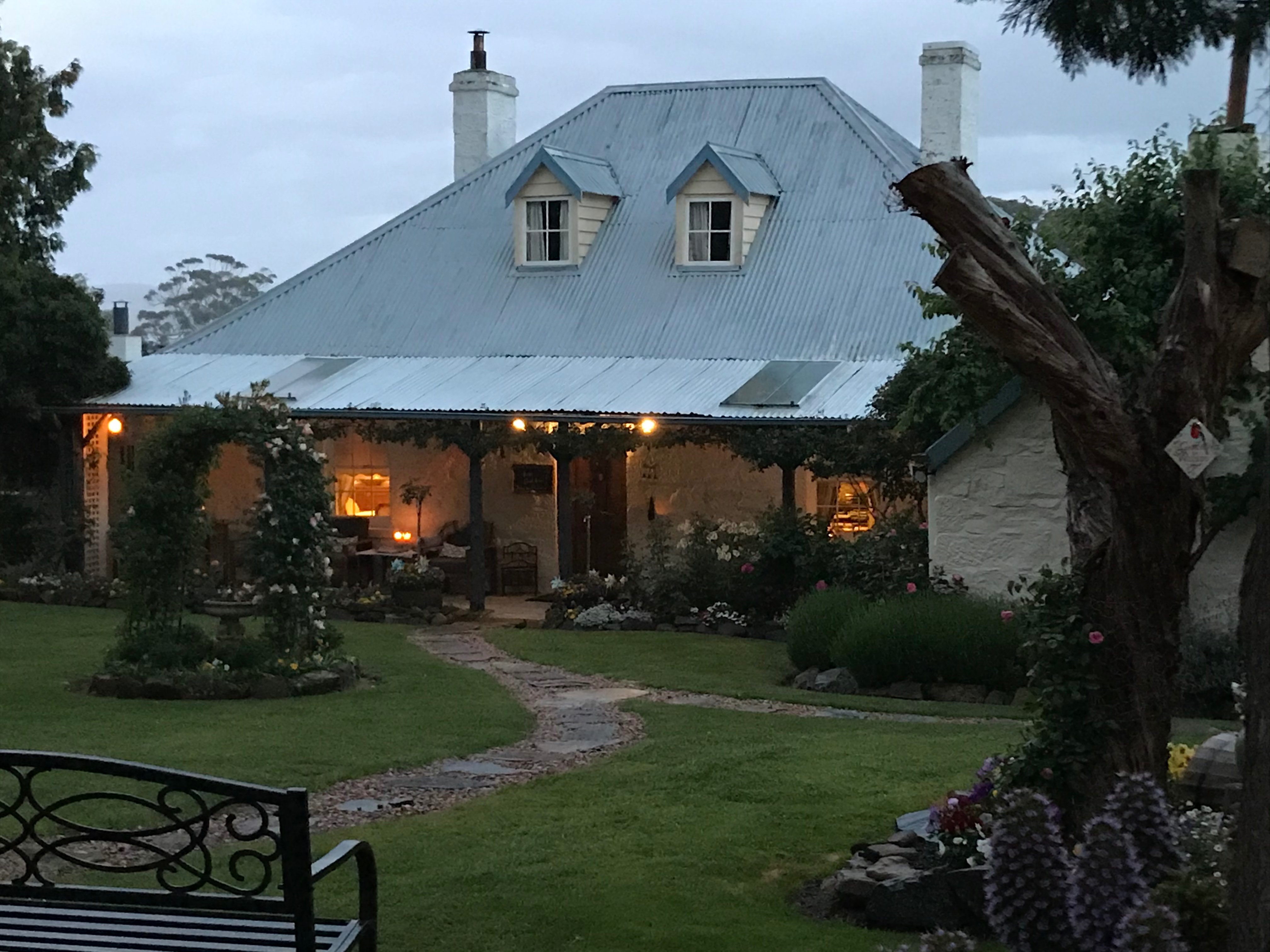 Orford's Sanda House Bed & Breakfast-浴室