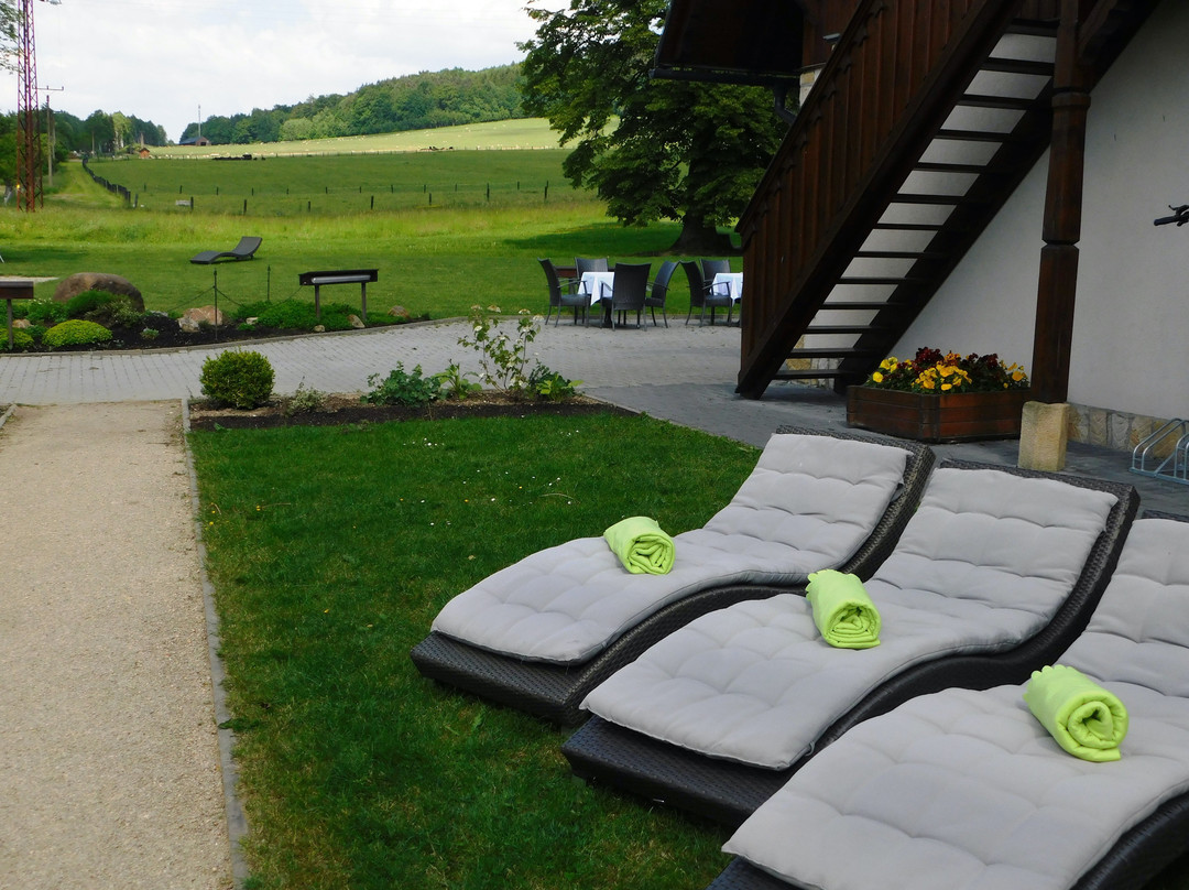 Jablonne v Podjestedi酒店住宿-伊达瓦公寓酒店