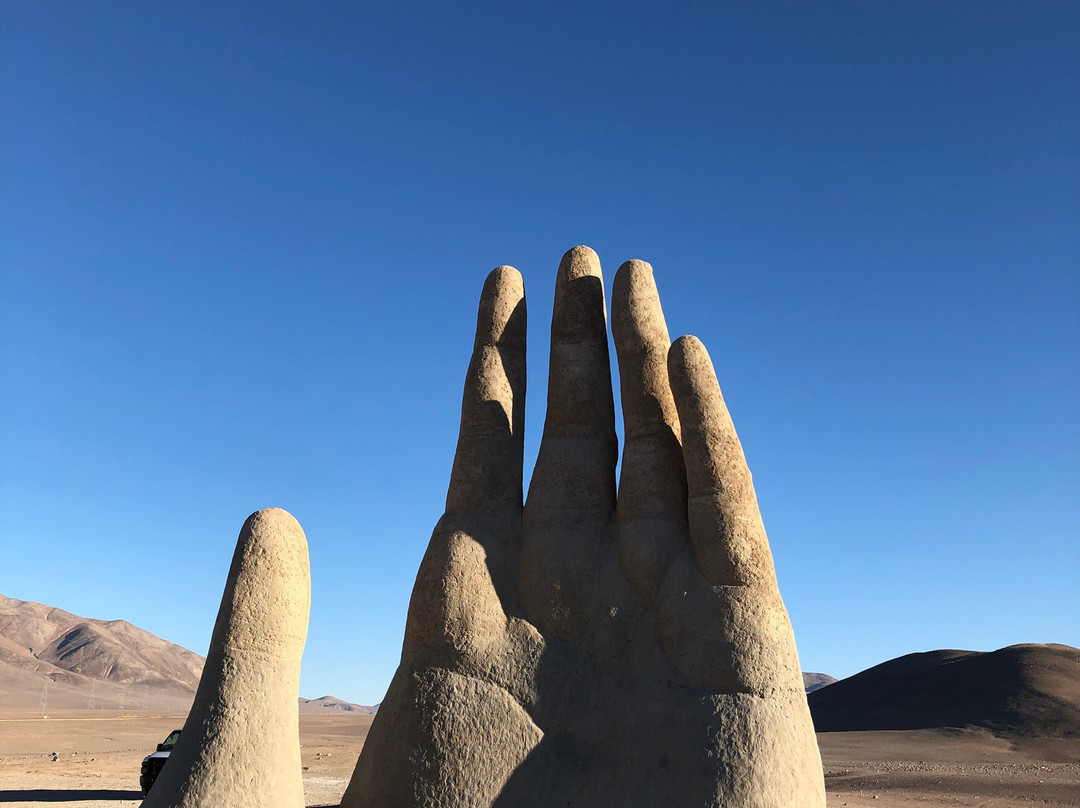 Hand of the Desert-安托法加斯塔必去景点