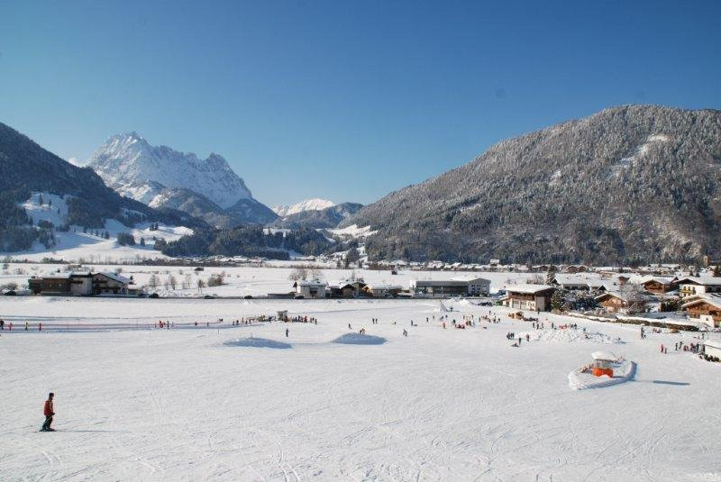 Skischule Kirchdorf-教堂村堤候必去景点