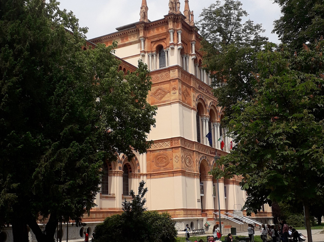 Palazzo comunale-Calvenzano必去景点