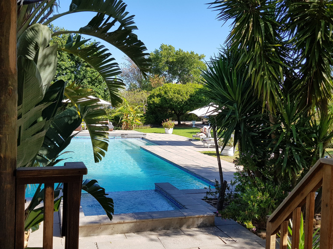 楔角度乡村温泉酒店主图