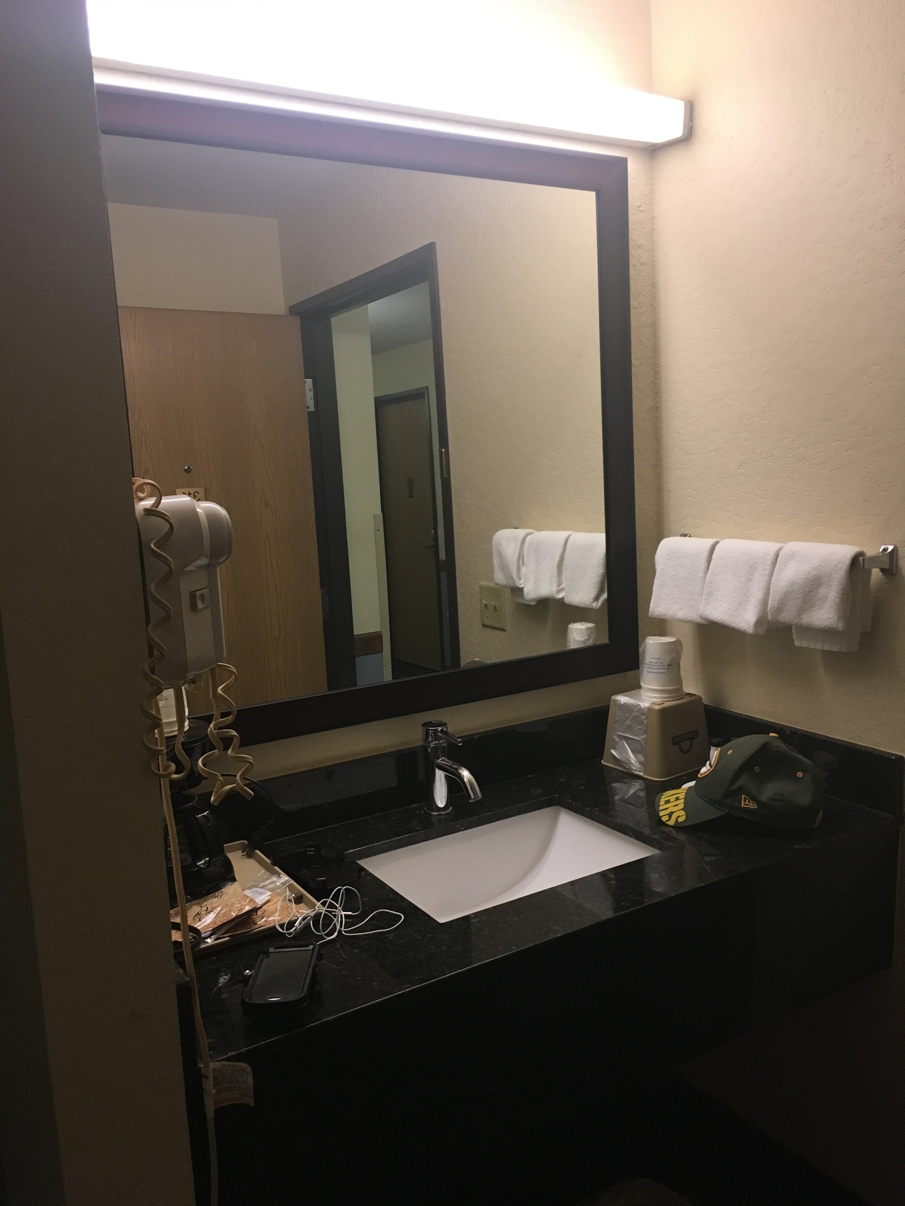 Days Inn by Wyndham Mount Vernon-浴室