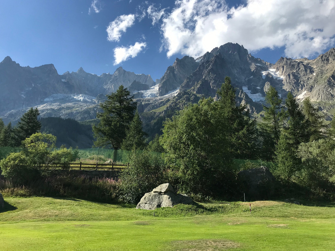 Golf Club Courmayeur et Grandes Jorasses-库马约尔必去景点