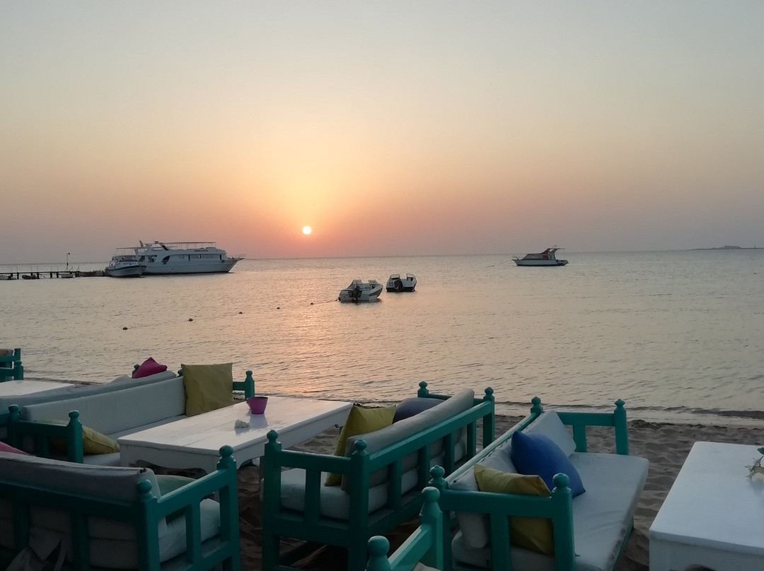 Lotus Bay Resort主图