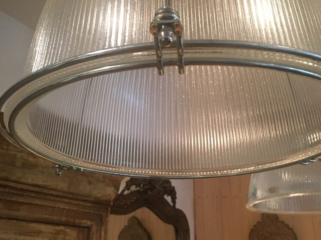 Arundel Eccentrics Antiques景点图片