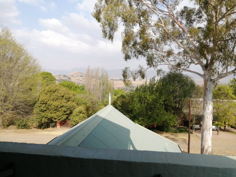 Red Mountain House主图