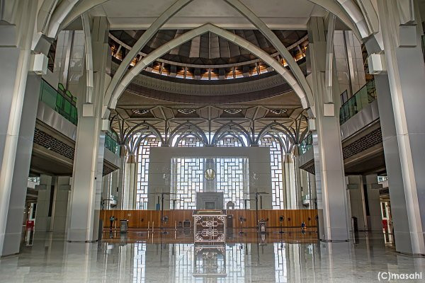 Masjid Tuanku Mizan Zainal Abidin (Masjid Besi)-太子城必去景点