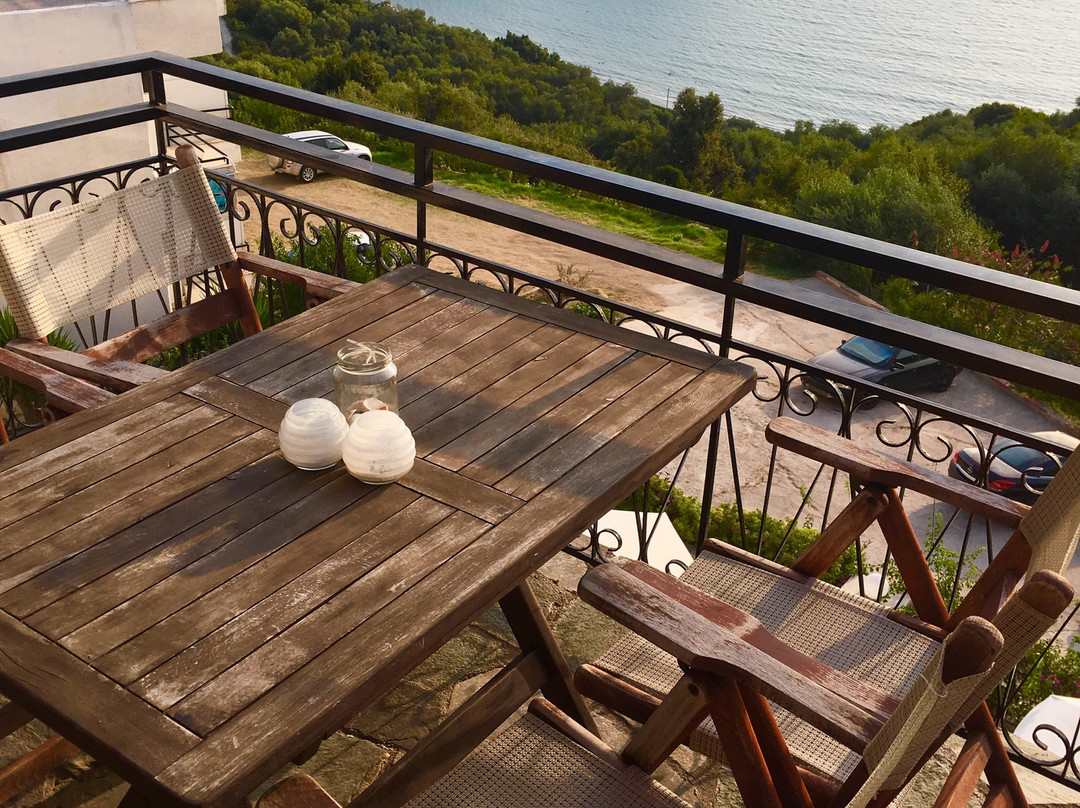 Arilla Beach Hotel主图