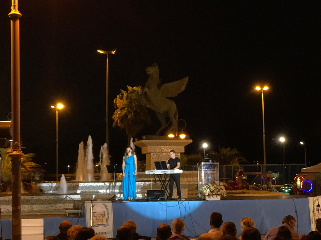 Pegasus Statue-科林斯必去景点