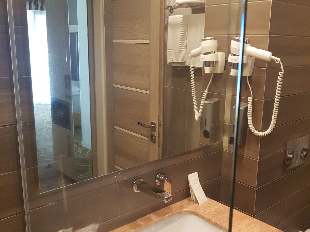 Exclusive Hotel & More主图