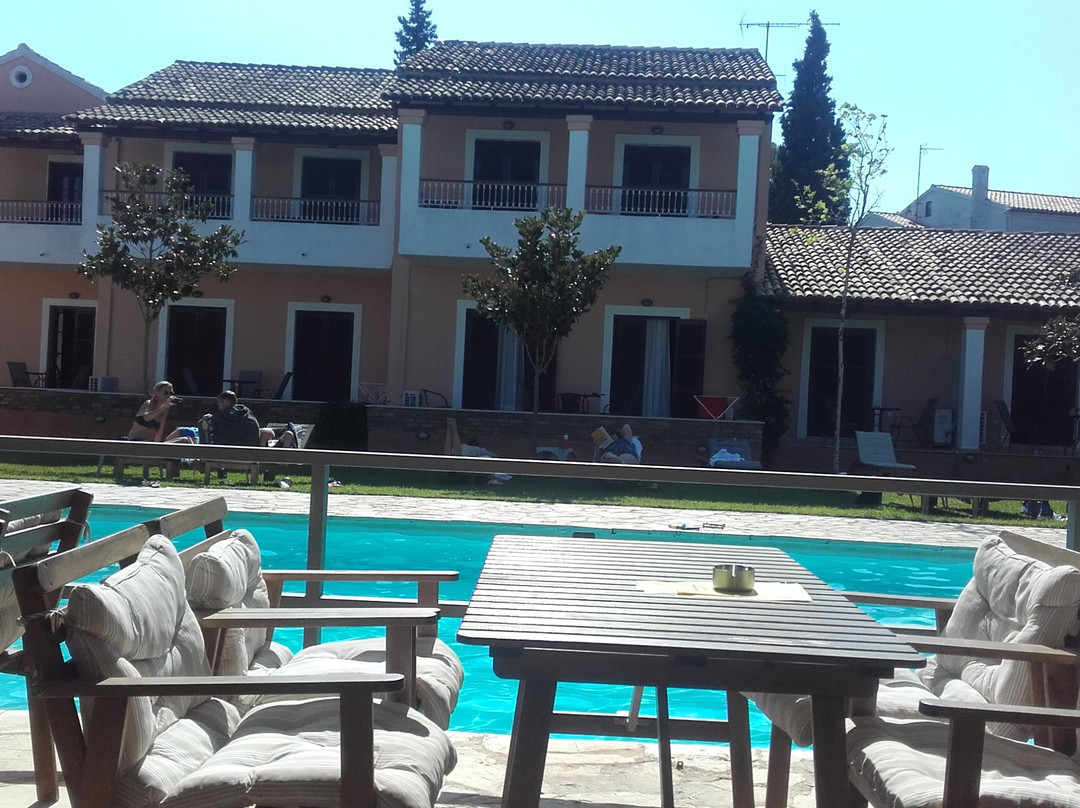Folies Corfu Hotel Apartments主图