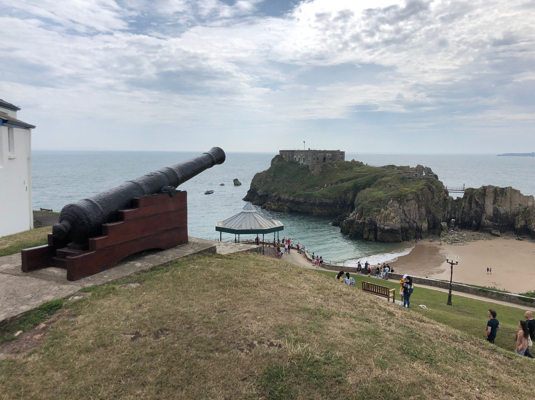 Tenby Castle景点图片