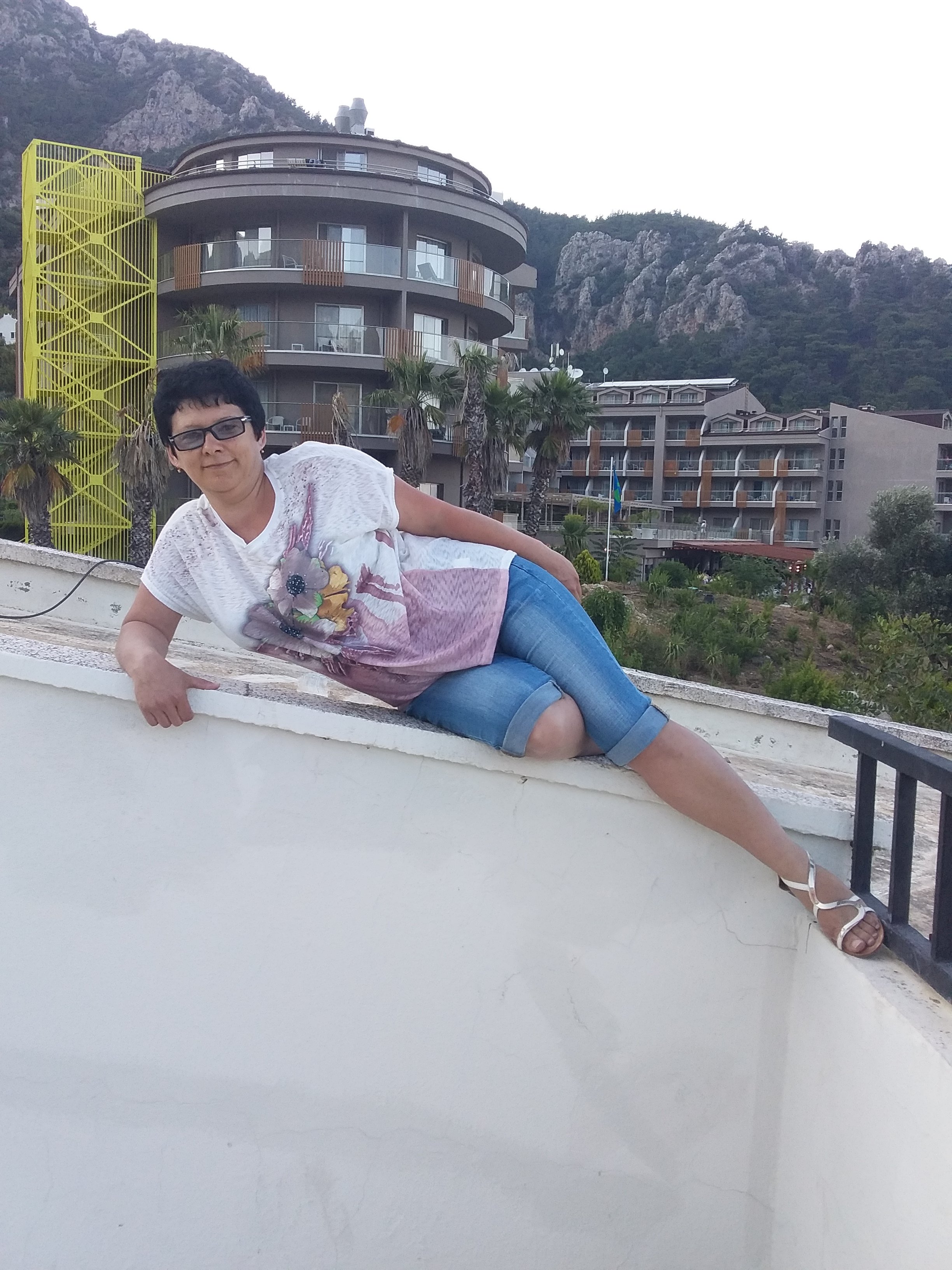 Zeus Hotel-portrait