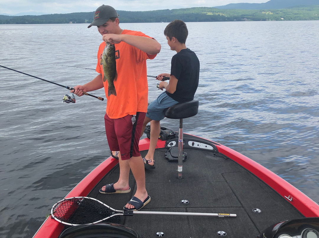 NEK Bass Fishing Charters-Newport必去景点