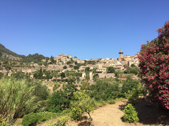 Es Forn  Deia Village shop-德亚必去景点