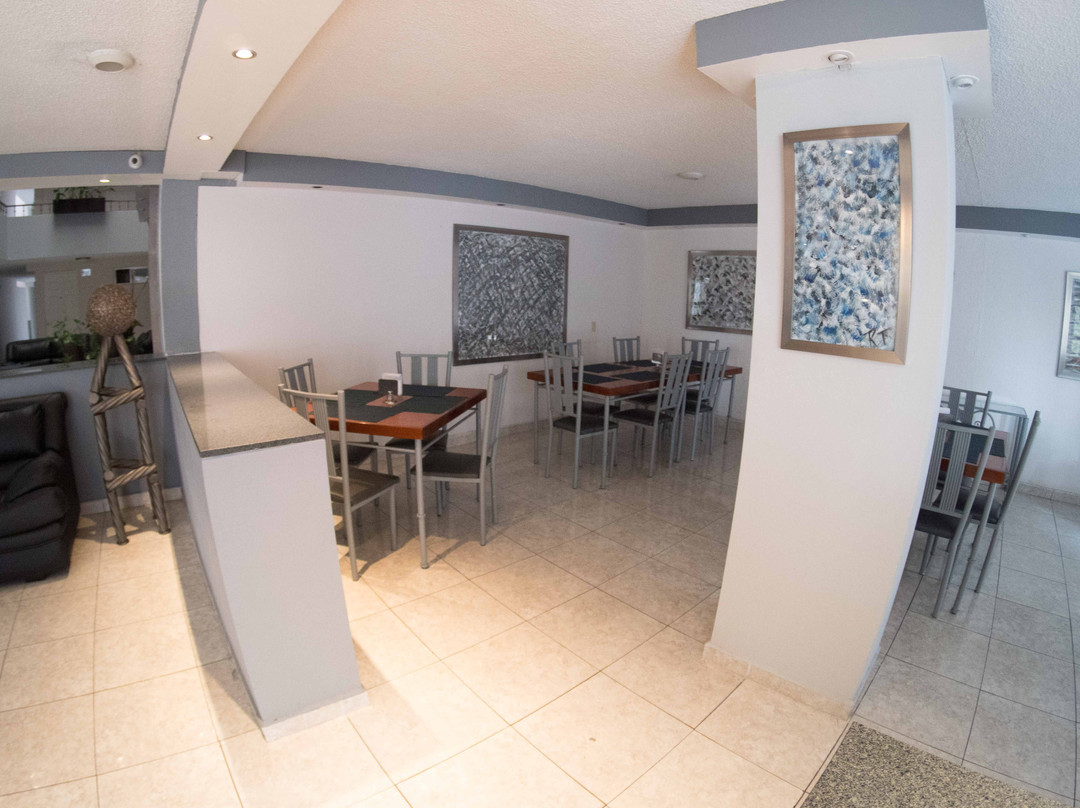夸乐泰尔普拉斯酒店主图
