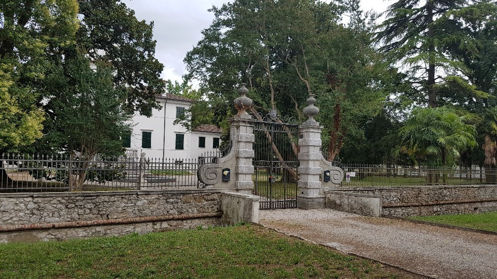 Villa Strassoldo-Parisi-Sabot景点图片