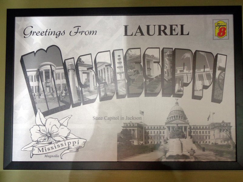 劳雷尔速8酒店主图