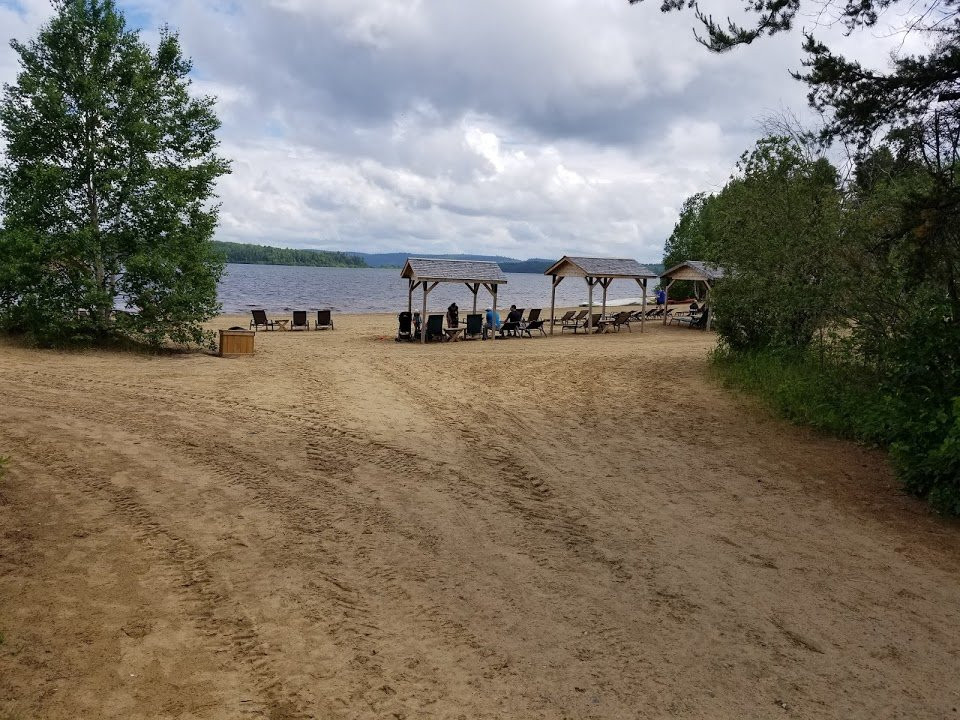 Auberge Du Lac Taureau主图